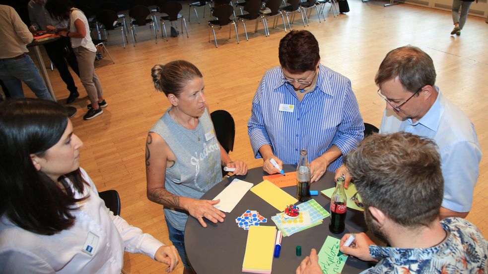 Gruppenarbeit bei Innenstadt Workshop